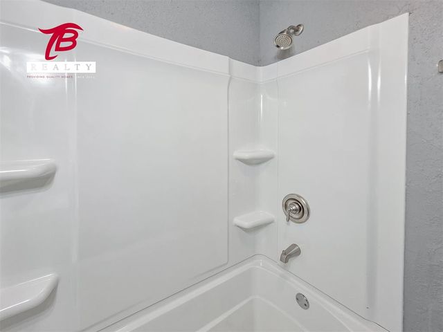 2320 NE 20th Street, Oklahoma City, OK 73111