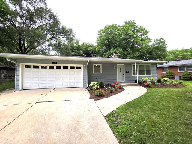 1337 Royal Drive, Montgomery, IL 60538