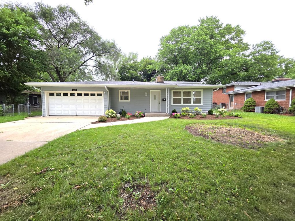 1337 Royal Drive, Montgomery, IL 60538
