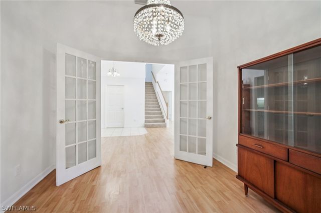 5348 Cypress LN, Naples, FL 34113