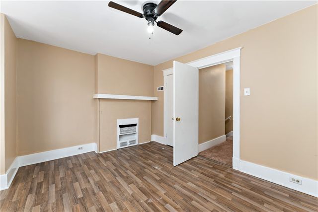 7138 Apple St, Lincoln Larimer, PA 15206