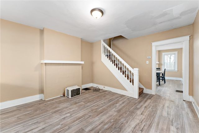 7138 Apple St, Lincoln Larimer, PA 15206