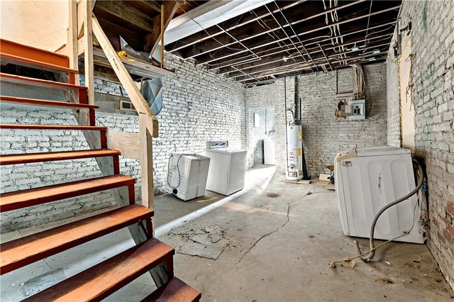 7138 Apple St, Lincoln Larimer, PA 15206