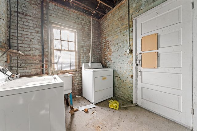 7138 Apple St, Lincoln Larimer, PA 15206