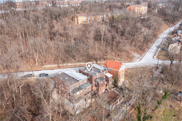 7138 Apple St, Lincoln Larimer, PA 15206