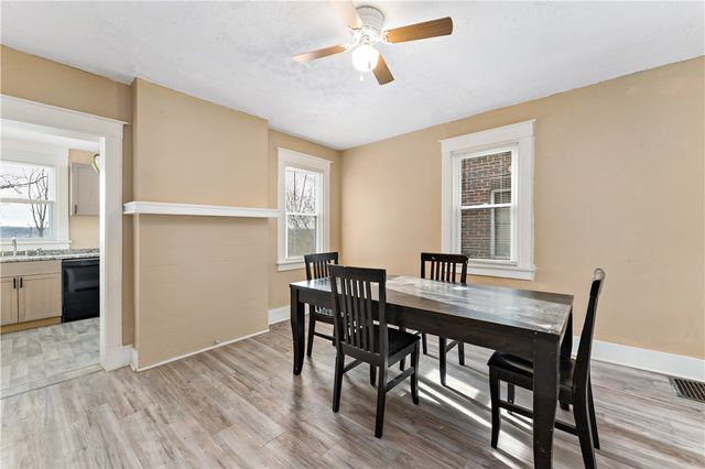 7138 Apple St, Lincoln Larimer, PA 15206