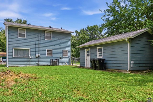 285 NE Sumner ST, Topeka, KS 66616