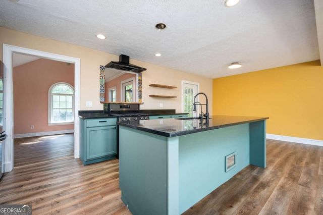 633 San Pablo Drive, Stone Mountain, GA 30083