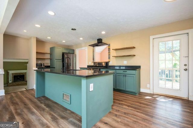633 San Pablo Drive, Stone Mountain, GA 30083
