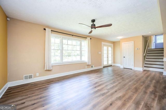 633 San Pablo Drive, Stone Mountain, GA 30083