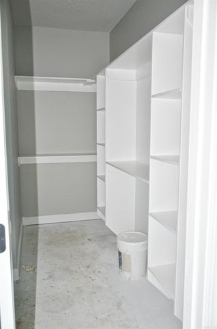 220 Quincy Cir, Trumann, AR 72472