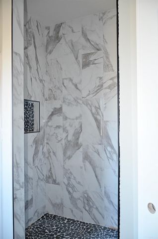 220 Quincy Cir, Trumann, AR 72472