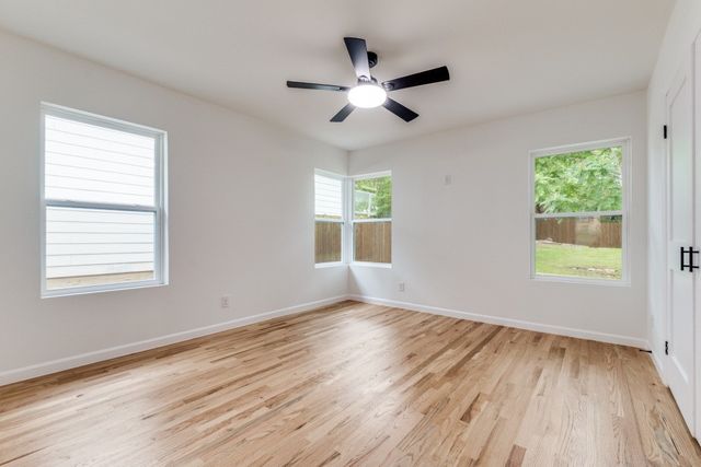 1431 Carson Street, Dallas, TX 75216