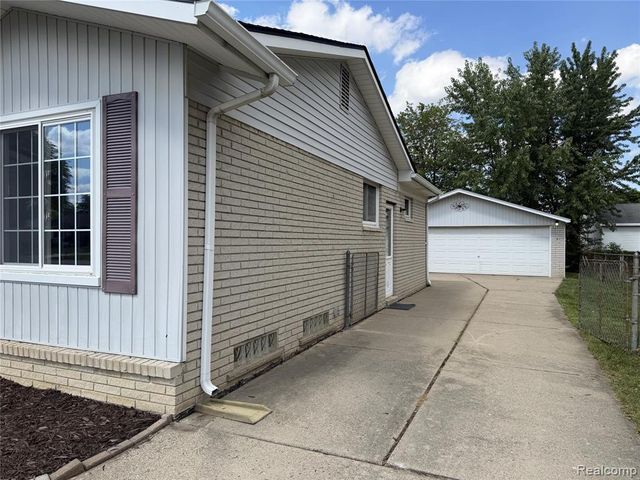 42150 Addison Avenue, Canton, MI 48187