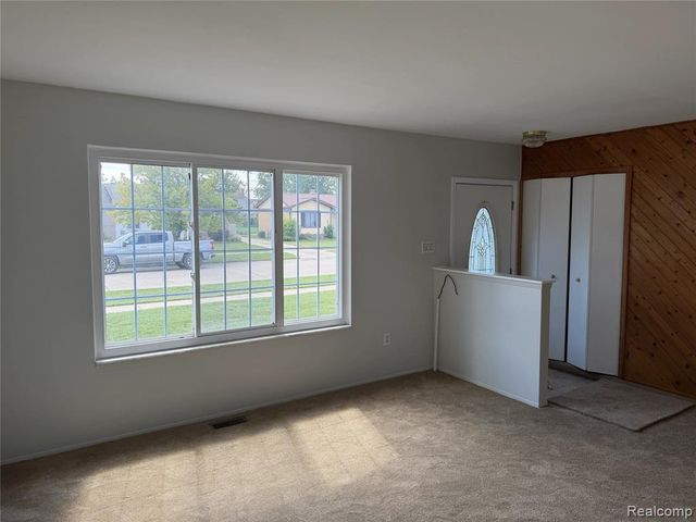 42150 Addison Avenue, Canton, MI 48187