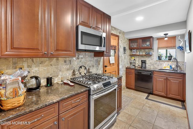 3 Stork Lane, Howell, NJ 07731