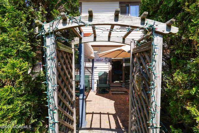 3 Stork Lane, Howell, NJ 07731