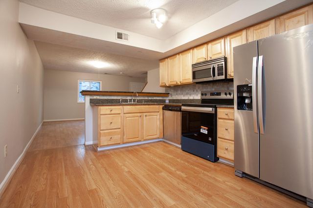 3246 Summerdale Lane, 34, Columbus, OH 43221