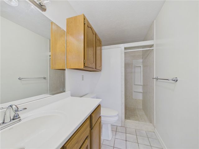 1990 W Twin Springs Street, Siloam Springs, AR 72761