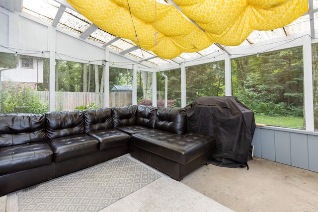 1506 Timber Drive, Midland, MI 48642