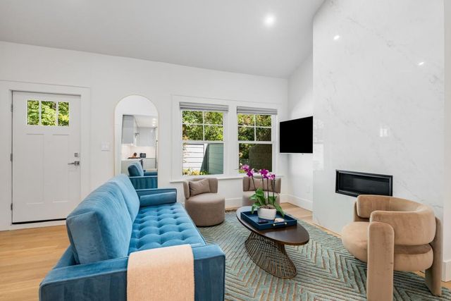 413 8th NE Street A, Atlanta, GA 30309