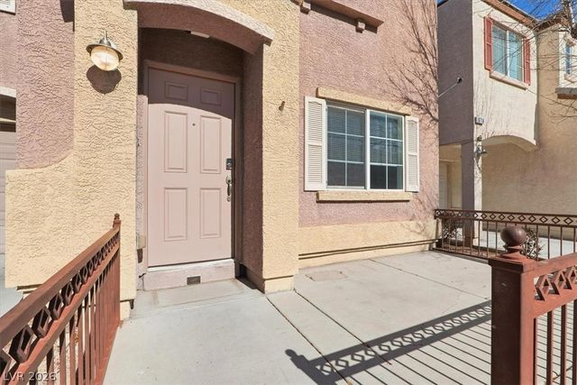 6720 Churnet Valley Avenue, Las Vegas, NV 89139