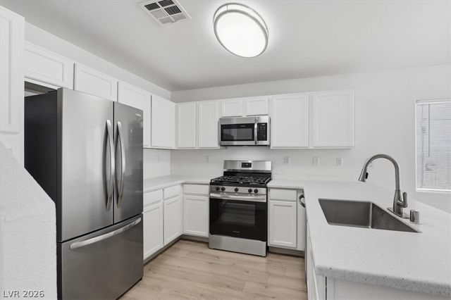 6720 Churnet Valley Avenue, Las Vegas, NV 89139