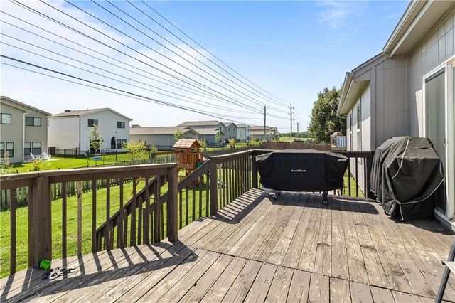 607 SE Joel Avenue, Lee's Summit, MO 64063