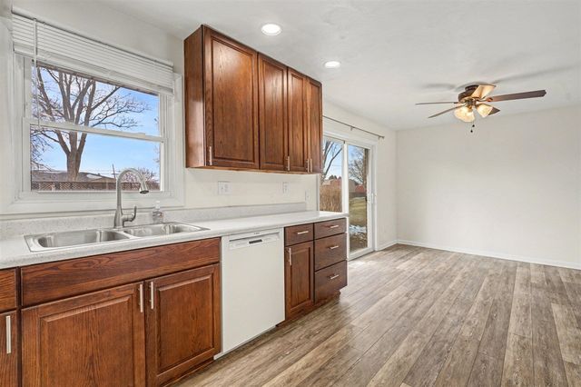 64588 W North Park Drive, Constantine, MI 49042