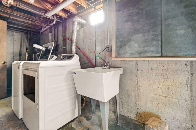 64588 W North Park Drive, Constantine, MI 49042