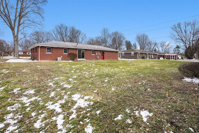 64588 W North Park Drive, Constantine, MI 49042