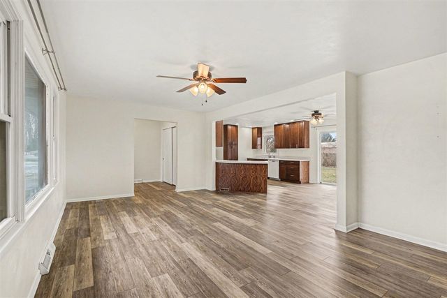 64588 W North Park Drive, Constantine, MI 49042