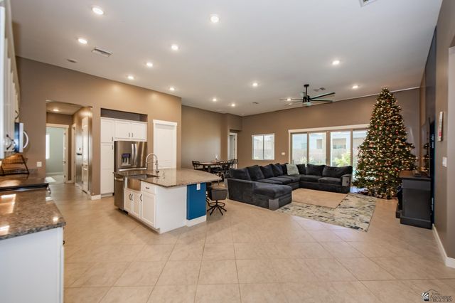 2770 S Twilight Ave, Yuma, AZ 85365