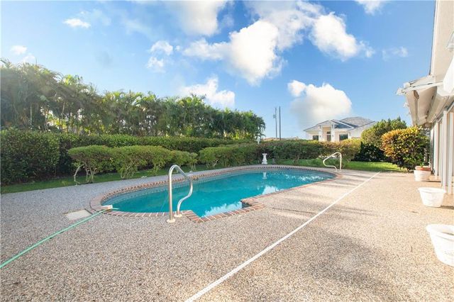 3521 SE 22nd AVE, Cape Coral, FL 33904