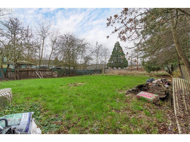 478 E 32ND Ave, Eugene, OR 97405