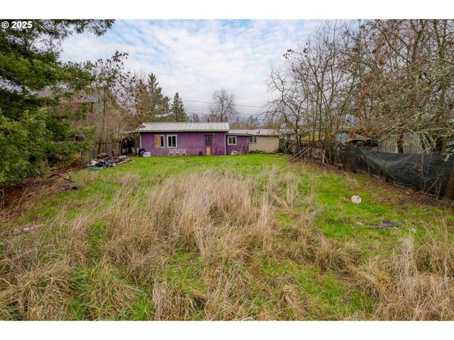 478 E 32ND Ave, Eugene, OR 97405