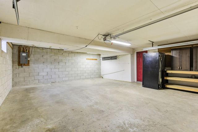 9955 161st Street W, Lakeville, MN 55044