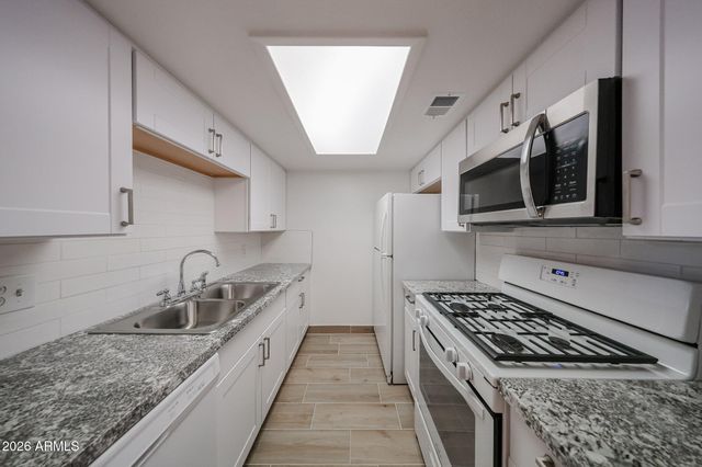 1622 E Campbell Avenue J, Phoenix, AZ 85016
