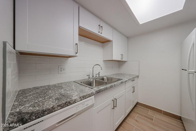 1622 E Campbell Avenue J, Phoenix, AZ 85016