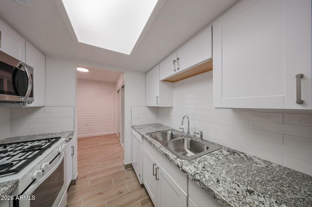 1622 E Campbell Avenue J, Phoenix, AZ 85016