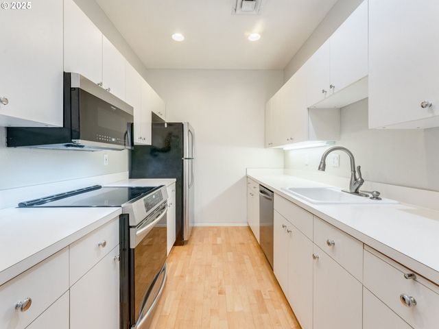 618 Nw 12TH Ave 306, Portland, OR 97209