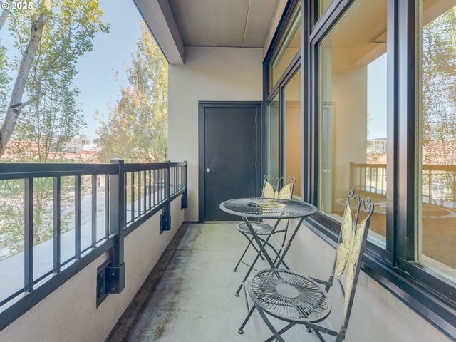 618 Nw 12TH Ave 306, Portland, OR 97209