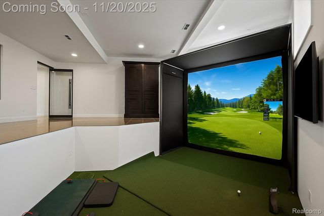 5764 Bloomfield Glens Road, West Bloomfield Charter Township, MI 48322