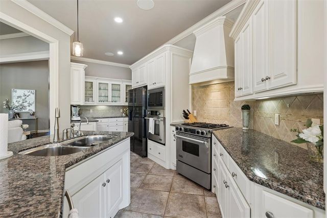 16800 Rugosa Rose Drive, Edmond, OK 73003
