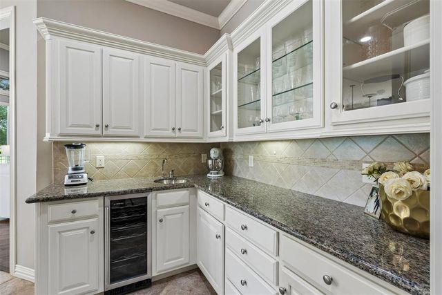 16800 Rugosa Rose Drive, Edmond, OK 73003