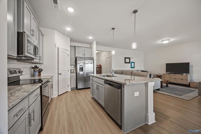 9105 Ohms Circle, Owens Cross Roads, AL 35763