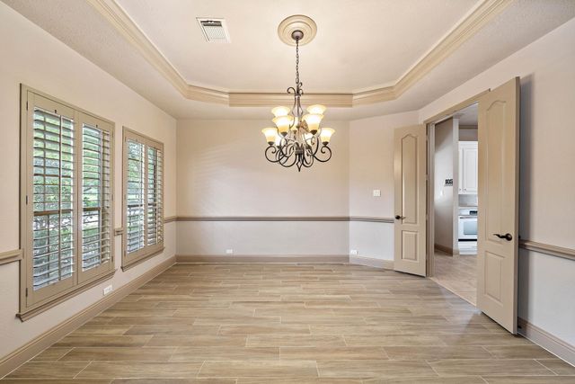 10015 Cinco Ridge Drive, Katy, TX 77494