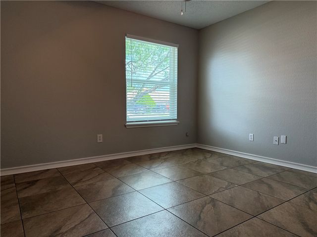 1013 Cupertino St, Portland, TX 78374