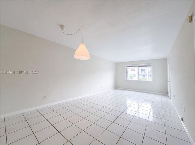 200 Galen Drive 202, Key Biscayne, FL 33149