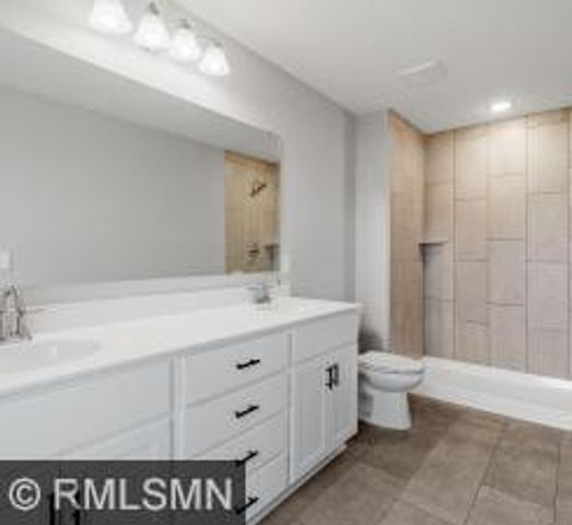 10548 Goodwin Avenue S, Cottage Grove, MN 55016